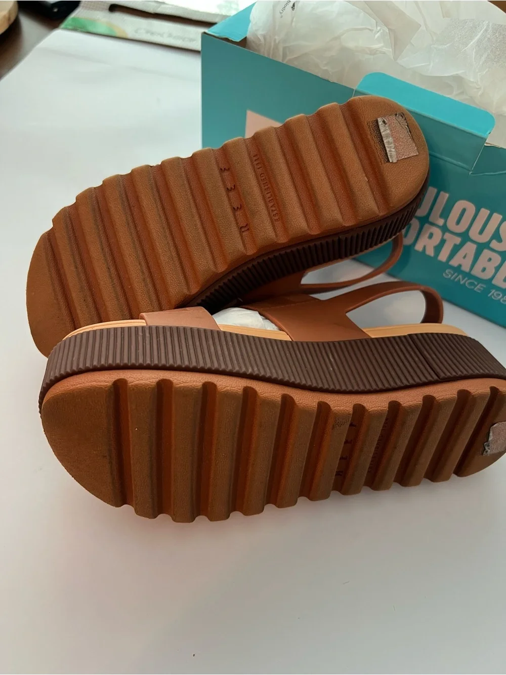 Reef Water Vista High Brown Dual-Strap Platform Sandals - Picture 6 of 10